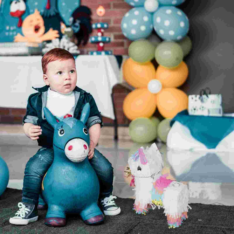 Mini Piñata Licorne En Papier Mâché - À Remplir De Bonbons Ou De Petits Cadeaux Pour Les Fêtes D'enfants