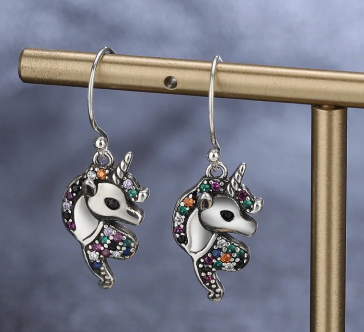 Boucles D'Oreilles Pendantes En Argent Sterling 925 Pour Enfant - Motif Licorne Rose - Blanc À Boucles D'Oreilles Pendantes En Argent Sterling 925 Pour Enfant - Motif Licorne Rose - Blanc À